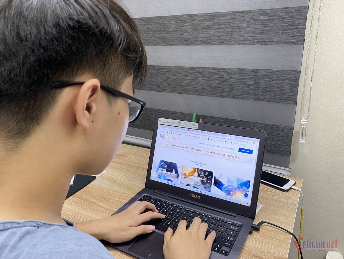 2 nền tảng cung cấp miễn phí kiến thức kỹ năng số, công nghệ số cơ bản